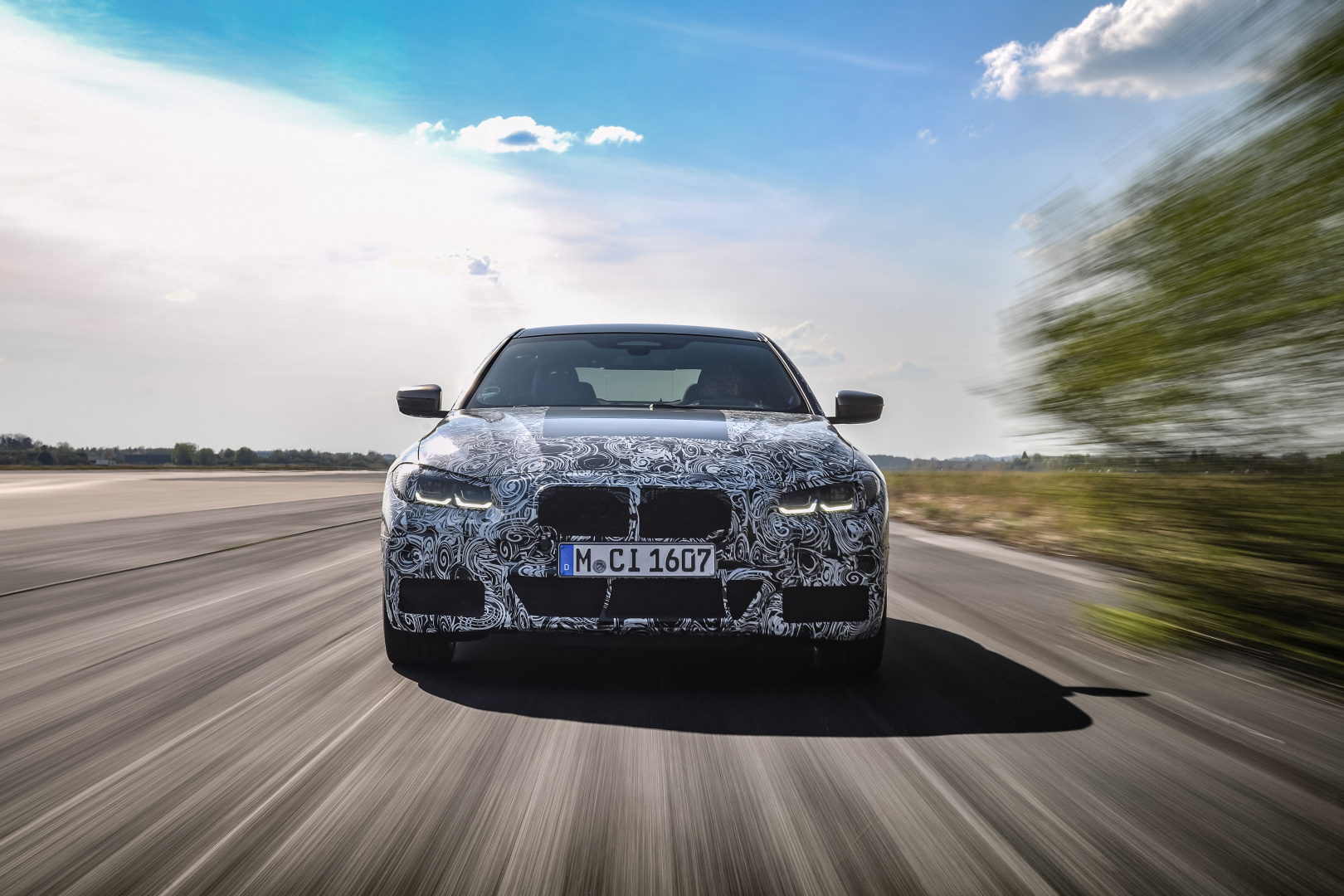 SMALL_P90387884_highRes_the-new-bmw-4-series